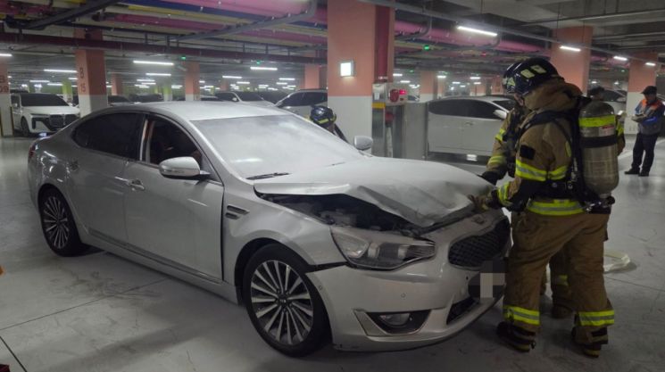 세종시 종촌동 공동주택 지하주차장 화재현장. /사진= 소방본부 제공