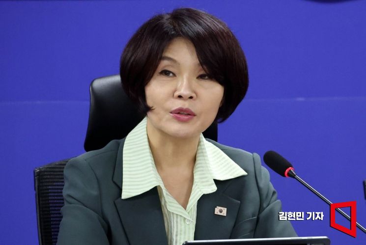 정부 적극 나서자 보이스피싱 30% 줄어…당정 "보이스피싱 뿌리 뽑는다"