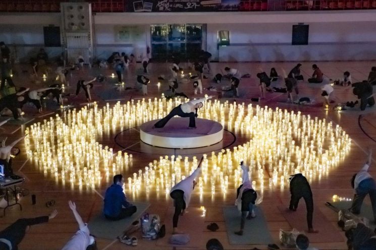 강원관광재단, 친절과 함께한 속초에서의 '별빛 요가' 성료