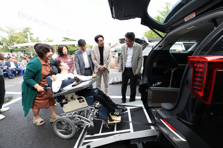 ‘손 편지에 담은 진심’…노원구청장·직원들 ‘울컥’한 까닭은