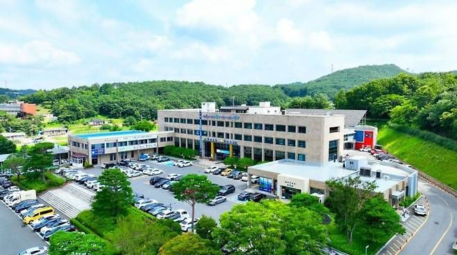 청양군청 전경