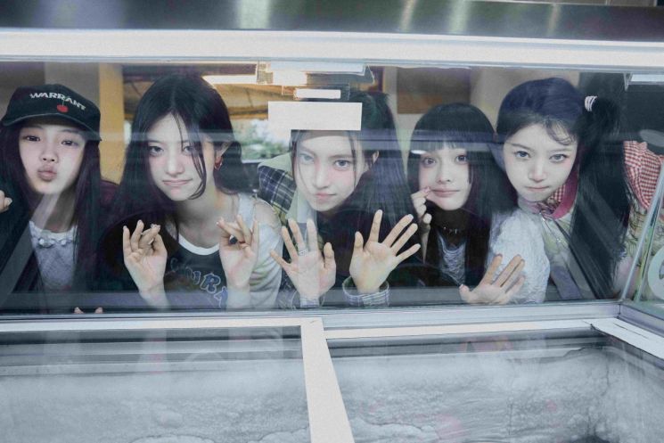 '아일릿 소속사' 빌리프랩, 뉴진스 팬덤 '팀버니즈'에 1억 손배소 제기