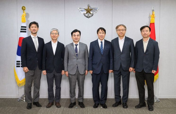 국방부 '내란극복·미래국방 자문委' 출범…연말 정책안 도출