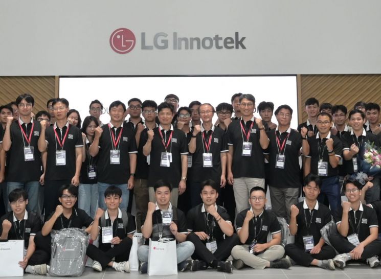 LG Innotek Attracts R&D Talent at Vietnam Subsidiary... Executives Take the Lead