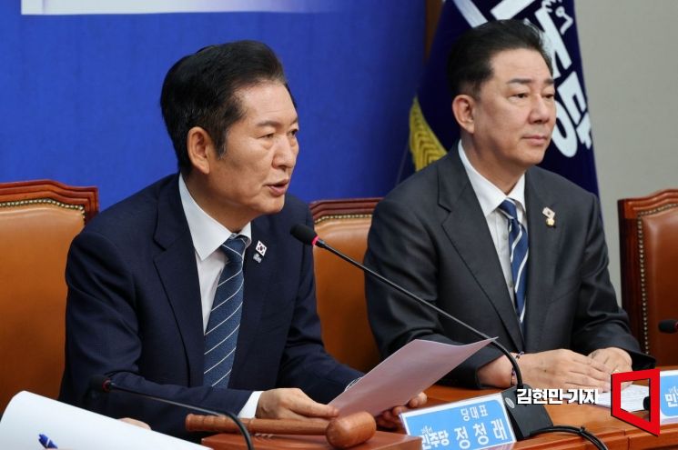 정청래 더불어민주당 대표가 2일 국회에서 열린 최고위원회의에서 발언하고 있다. 2025.10.2 김현민 기자