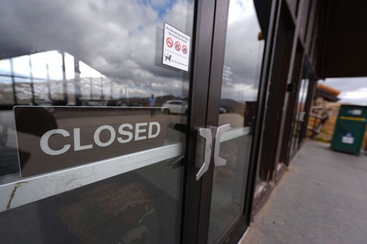 S&P: "Economic Impact of Shutdowns Generally Limited"