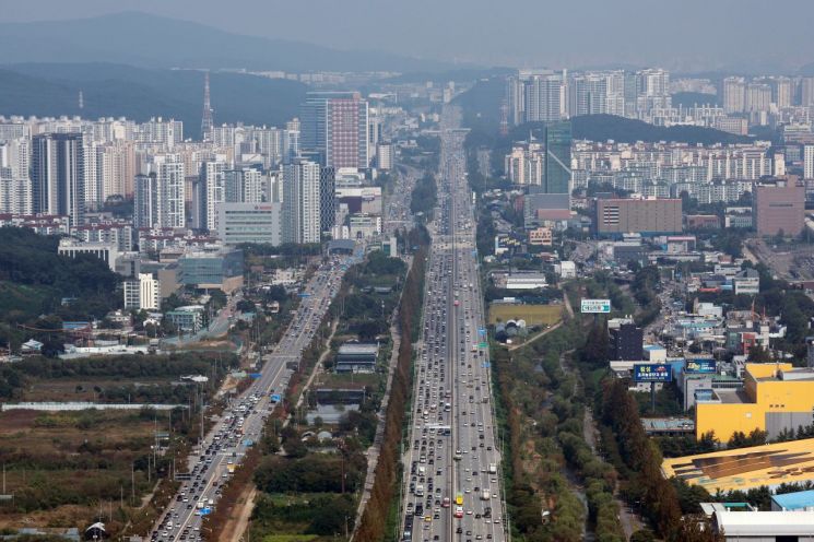 추석 귀성길, 서울→광주 5시간 40분…오전 정체 전망