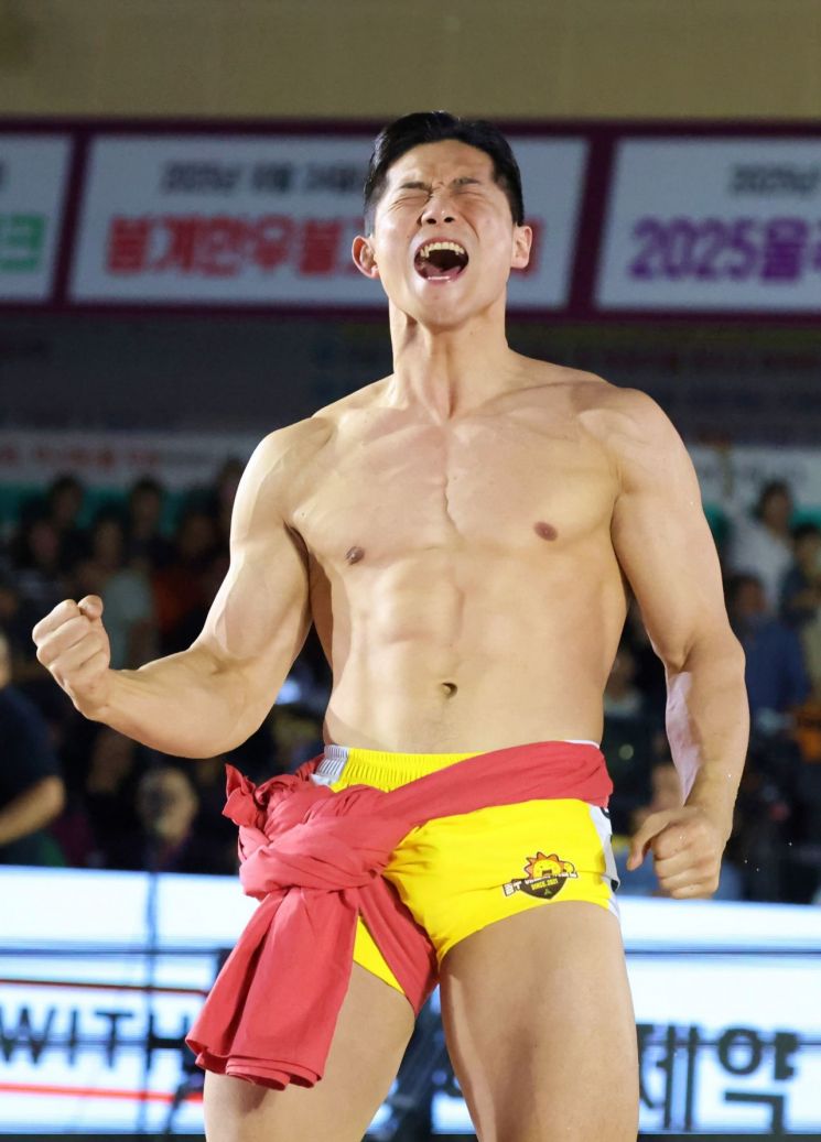 울주군, 위더스제약 2025 울주추석장사씨름대회 막내려