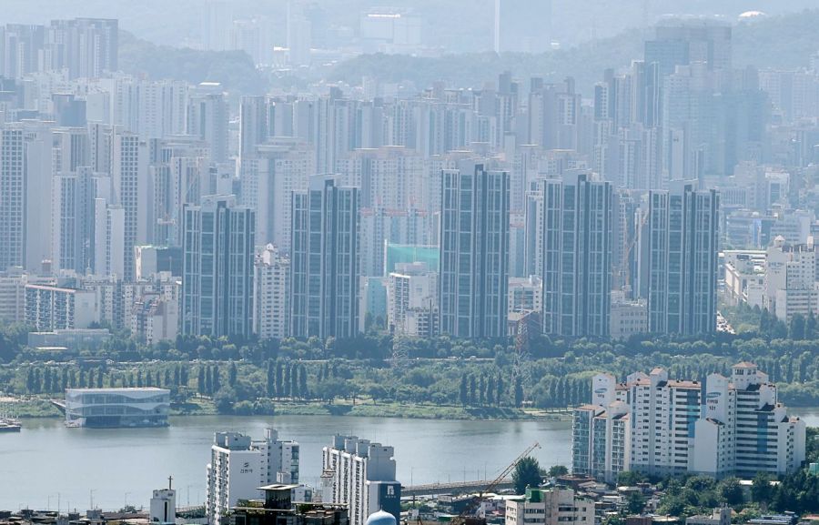 남산에서 본 서울. 연합뉴스.