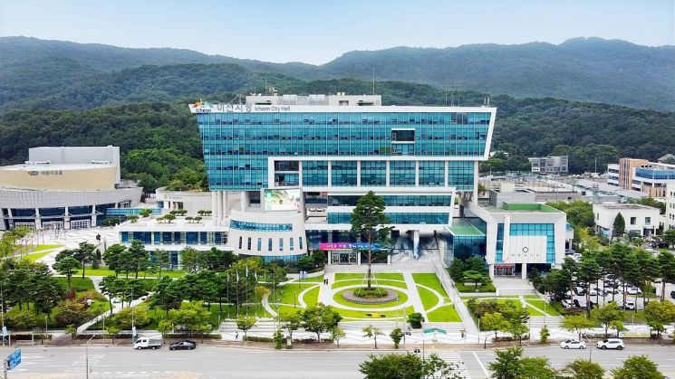 이천시 "이천과학고, 지역 학생에 30% 우선 배정해야"