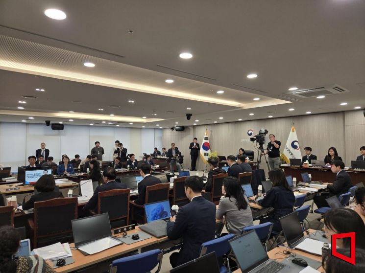13일 정부세종청사에서 국회 과학기술정보방송통신위원회 국정감사가 진행되고 있다. 노경조 기자