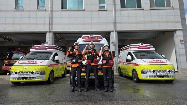 전북소방본부가 오는 28일부터 경북 경주시 일원에서 열리는 2025 APEC 정상회의의 안전한 개최를 위해 구급차 3대와 구급대원 18명을 투입한다. 전북소방본부 제공