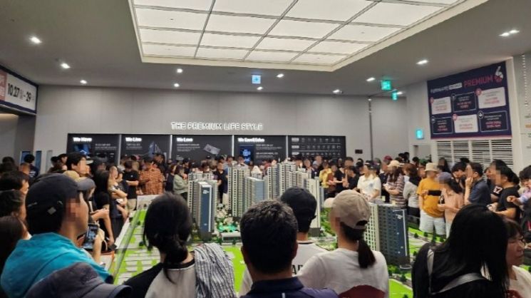 두산건설 두산위브&수자인 부평 더퍼스트 견본주택 내부 모습