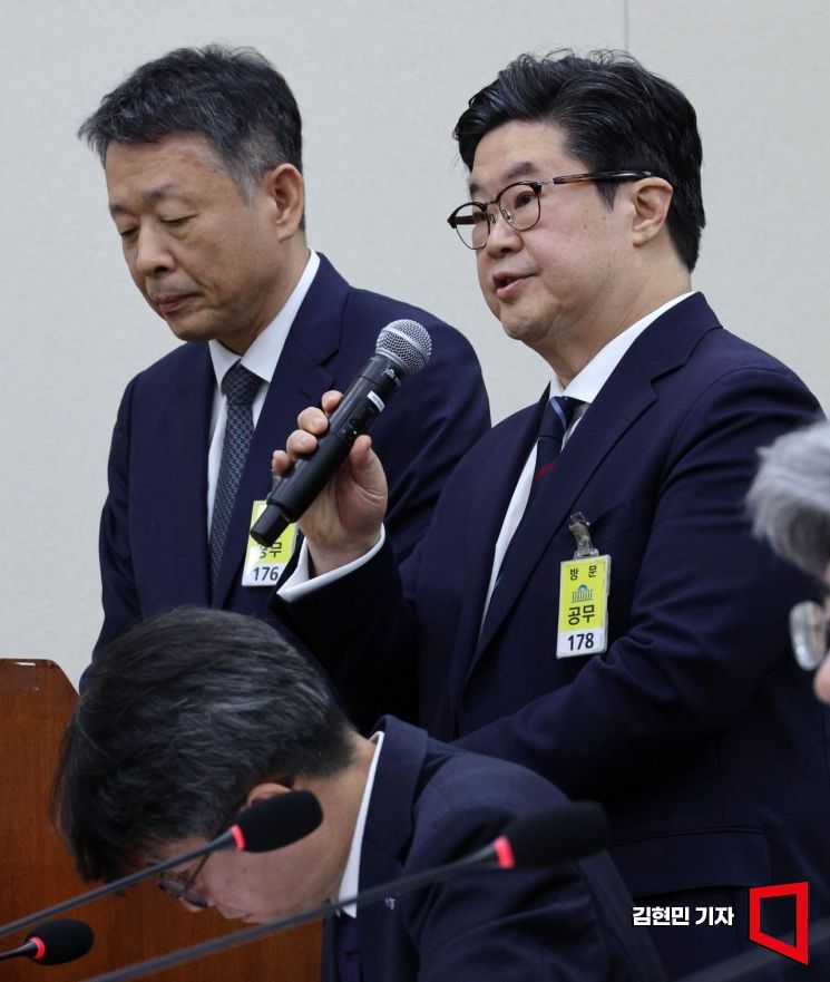 홈플러스 매각도 힘든데…MBK 수장들 검찰 줄조사