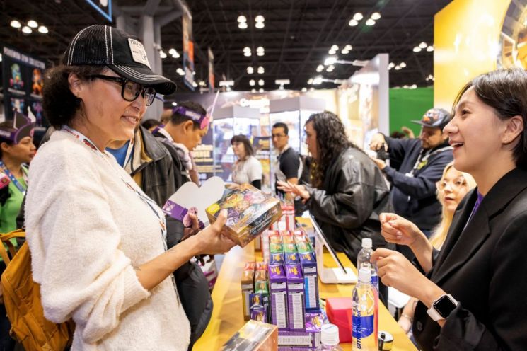 The Korea Creative Content Agency successfully supported the entry of Korean Wave content IP into the North American market by operating a Korean joint pavilion at New York Comic Con held in New York, USA, from the 9th to the 12th.
