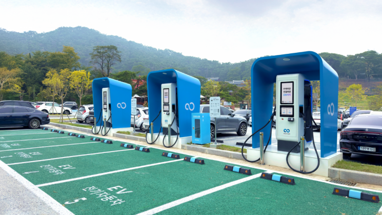 워터 남한산성 남문주차장 충전소. 브라이트에너지파트너스