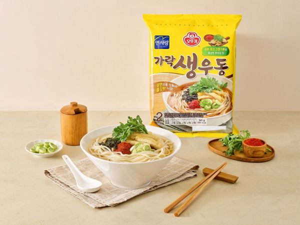 오뚜기 가락생우동 연출컷. 오뚜기