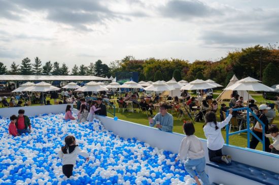 BMW 레이디스 챔피언십은 가족이 즐길 수 있는 다양한 체험 프로그램을 운영하고 있다. BMW 코리아