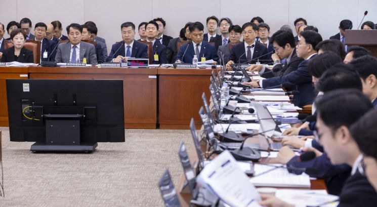 [2025국감]국회 산자위, 현대ENG 대표 등 국감 증인 추가 채택