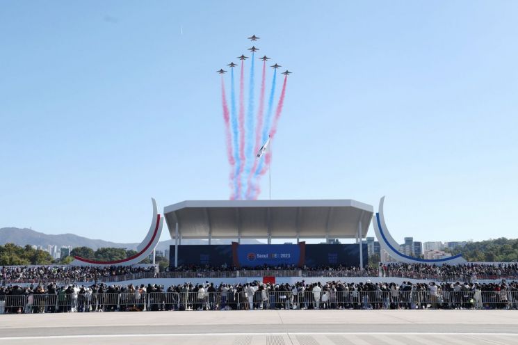 K-방산 한눈에… '서울 ADEX 2025' 오늘 개막