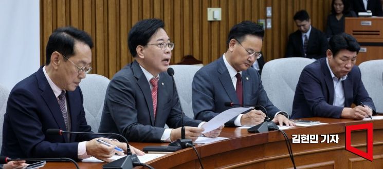 [포토] 국힘 "10·15 부동산 대책은 '서울 추방령'…서울시와 해법 모색"