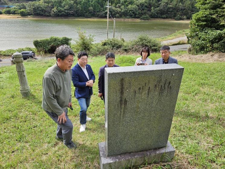 오윤영 접주 묘소. 전남도 제공