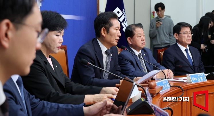 정청래 더불어민주당 대표가 20일 국회에서 열린 최고위원회의에서 발언하고 있다. 2025.10.20 김현민 기자