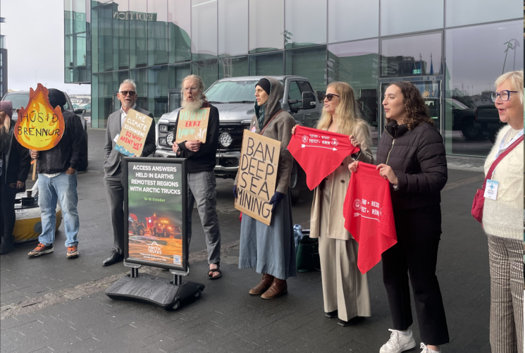 북극항로 '세 개의 길'…상용화 가능성 두고 북극서클에서 설전