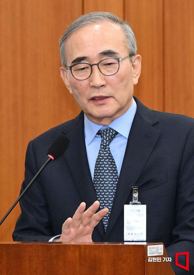 김영섭 KT 대표가 21일 서울 여의도 국회에서 실시된 과학기술정보방송통신위원회의 해킹사태 관련 국정감사에 출석해 의원들의 질의에 답하고 있다. 2025.10.21 김현민 기자