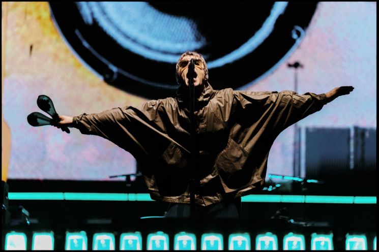 [리뷰]우리의 오아시스는 여전히 청춘이었다