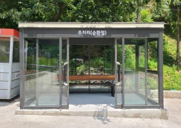 삼척시, 노후 버스승강장 교체·냉온열벤치 설치…시민 편의 증진