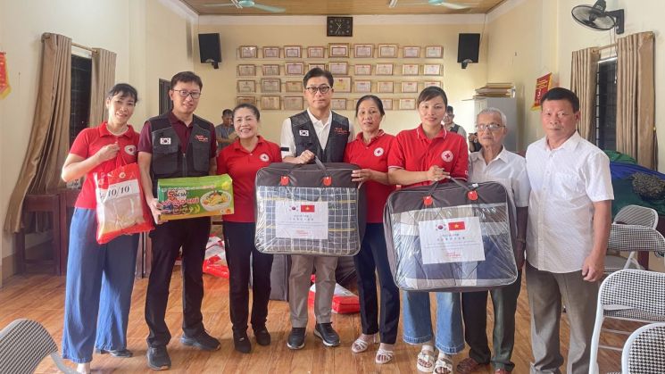 [NGO지금] 'BNK부산은행 최동원상'에 한화 이글스 폰세 선정