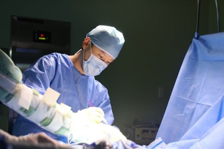 [기고] 밤마다 아픈 어깨, 노화 아닌 질병 신호일지도