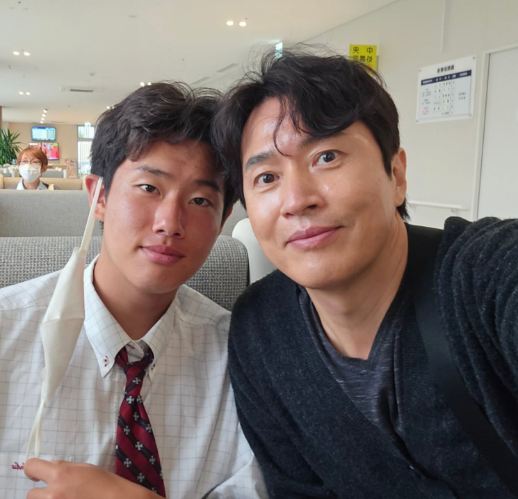 가수 김정민 "아들 김도윤, U-17 월드컵 출전"…日 대표팀 극적 합류