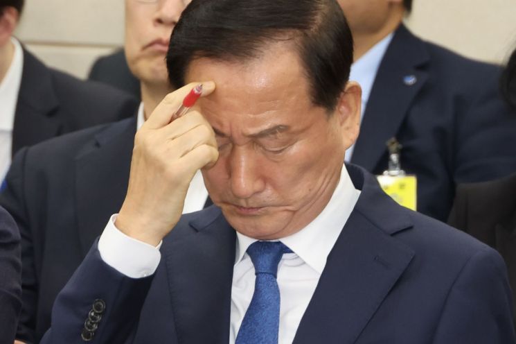 경찰, 방미심위 압수수색…류희림 '민원사주 의혹' 관련