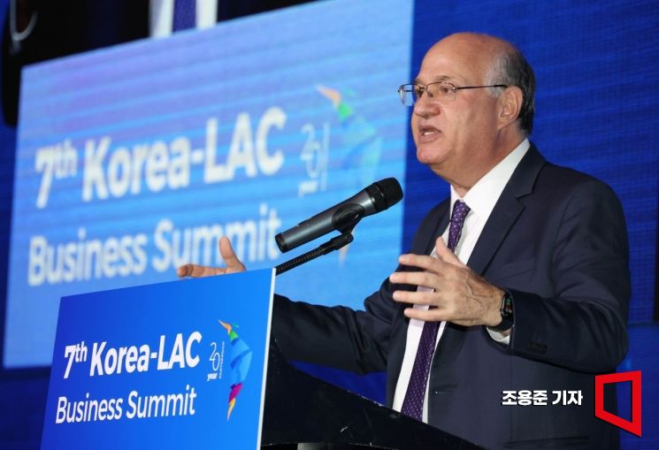 [포토] 한-중남미 서밋, 환영사하는 IDB총재