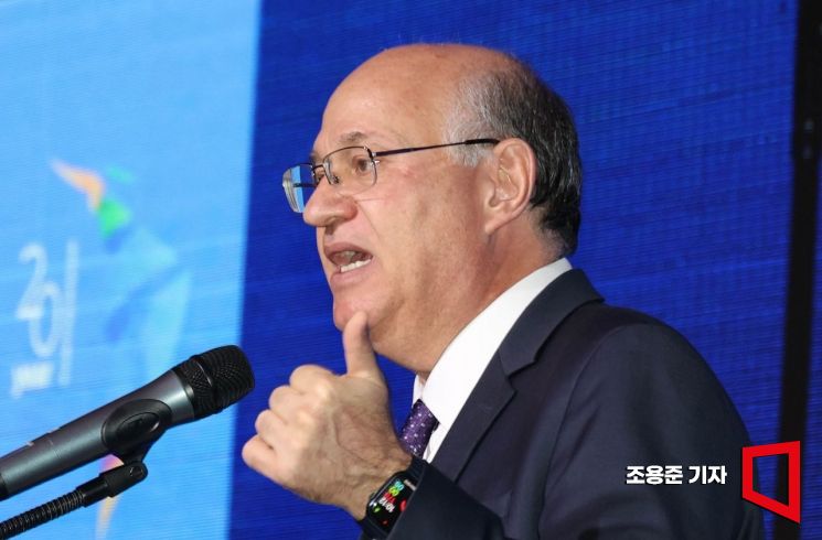 [포토] 환영사 하는 일랑 고우드파잉 IDB총재