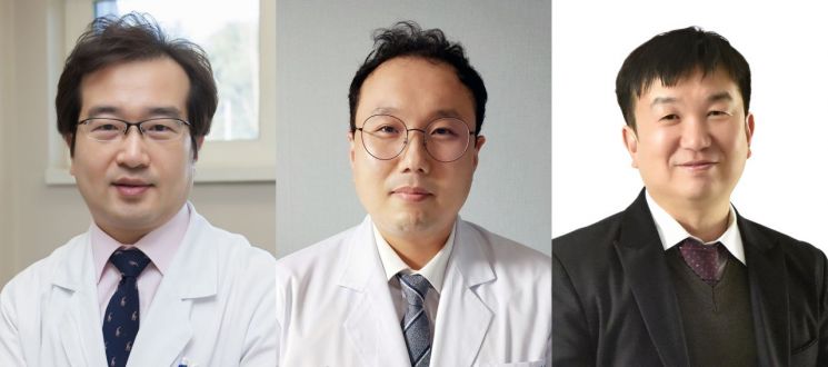 (왼쪽부터)울산의대 서울아산병원 재활의학과 전재용 교수·의공학연구소 천화영 박사·윤현식 서울과학기술대학교 교수.서울아산병원