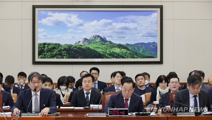 여야, '직원 임금체불' 박영우 前회장에 
