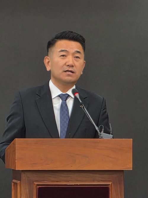 논산시의회 서원 의원이 28일 기자회견을 열고 내년 지방선거에서 논산시장에 출마한다고 선언했다./이병렬기자