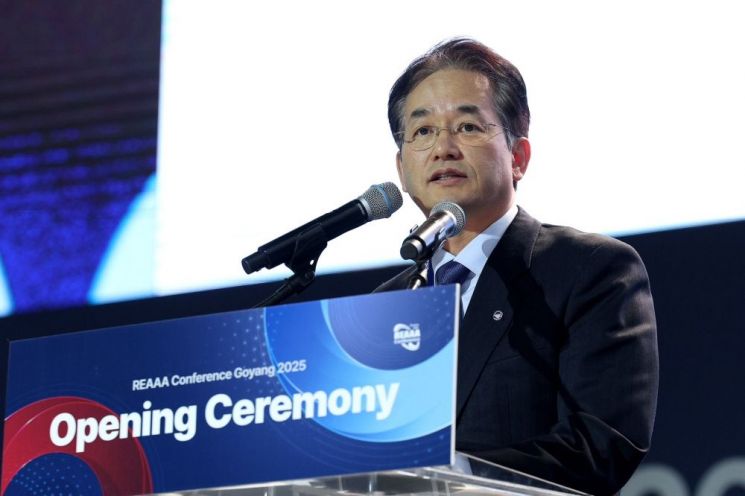 Goyang Mayor Lee Donghwan: "Sharing Innovative Road and Transportation Technologies... Expecting Stronger International Cooperation"