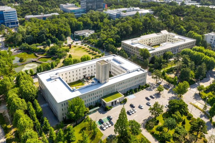 SeoulTech Has 25 Researchers Named Among Top 2% Scientists Worldwide