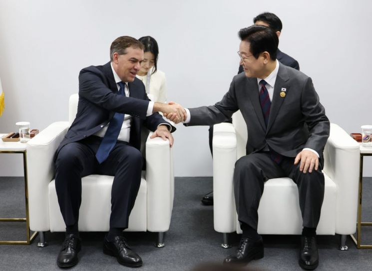 29     (AWS) CEO  . 연합뉴스