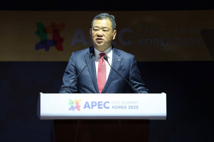 [경주APEC]김상현 롯데유통군 총괄대표 "디지털 전환, 쇼핑경험 혁신 도구"