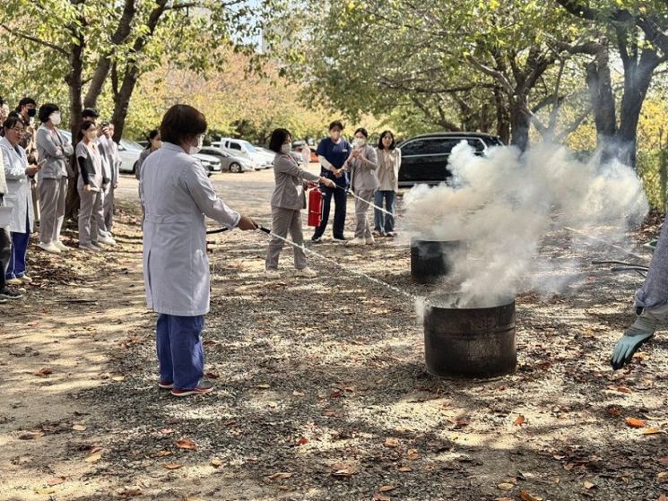 울산엘리야병원, 동절기 화재 대비 ‘실전형 모의소방훈련’ 실시… 환자 안전 강화