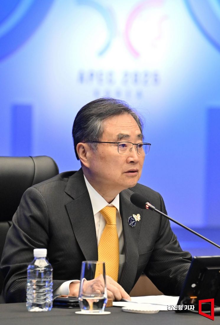 외교장관 "통일부와 목표는 같아…제시한 이상 현실되도록 외교적 노력"