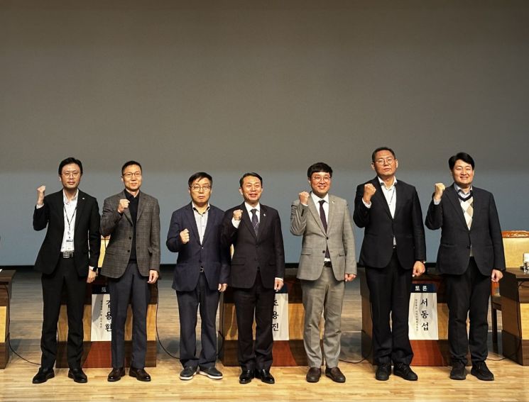 이재태 전남도의원은 '혁신도시 지역인재 채용 활성화 방안 정책토론회'에 참석해 광주·전남 공동혁신도시의 지역인재 채용 제도 개선을 촉구했다. 전남도의회 제공