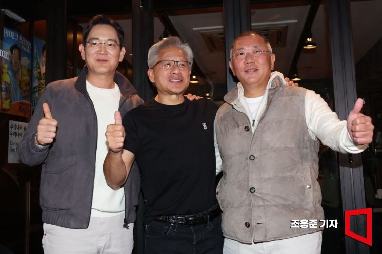 [포토] 회장님의 '엄지척'