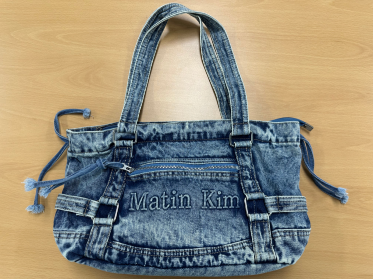 서울시가 해외 온라인 플랫폼에서 확인한 가방 위조상품.서울시