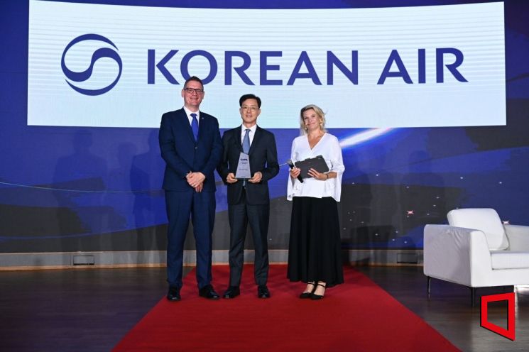 Korean Air Named "Asia Airline of the Year" Ahead of Integration